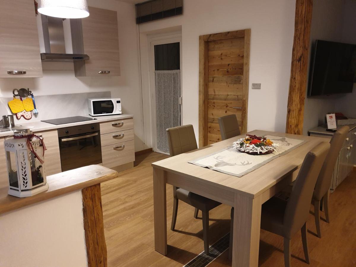 Appartamento "Roby" In Centro Cavalese Exterior photo